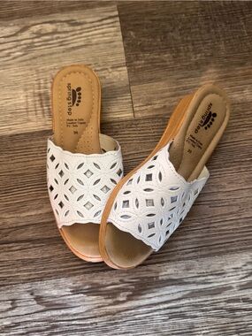 Spring Step White Laser-Cut Slide Mules Size 36